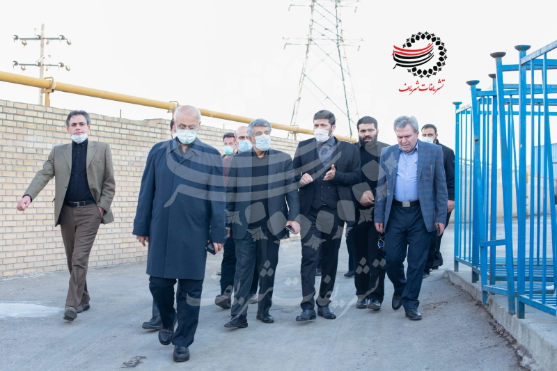 مراسم افتتاحیه کارخانه بلوط با حضور مقامات ملی و استانی